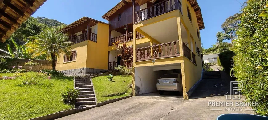Foto 1 de Casa com 6 Quartos à venda, 338m² em Meudon, Teresópolis