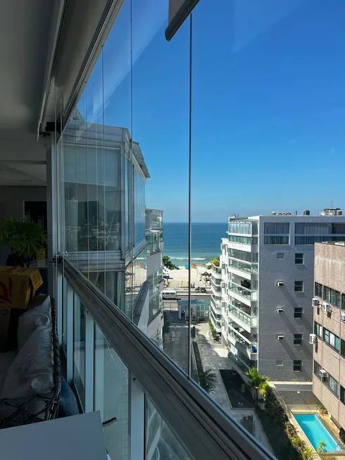 Foto 1 de Apartamento com 3 Quartos para venda ou aluguel, 200m² em Barra da Tijuca, Rio de Janeiro