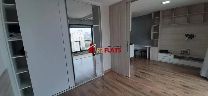 Foto 1 de Flat com 1 Quarto para alugar, 37m² em Campo Belo, São Paulo