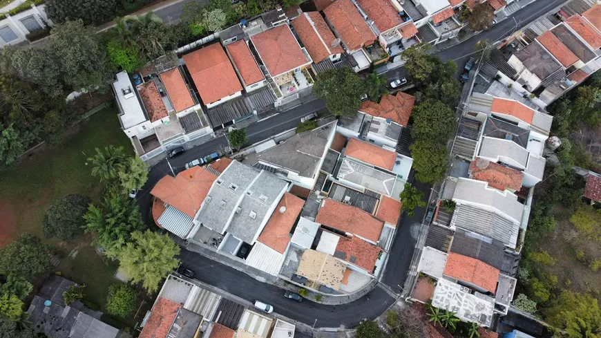 Foto 1 de Casa com 3 Quartos à venda, 200m² em Jardim Marajoara, São Paulo