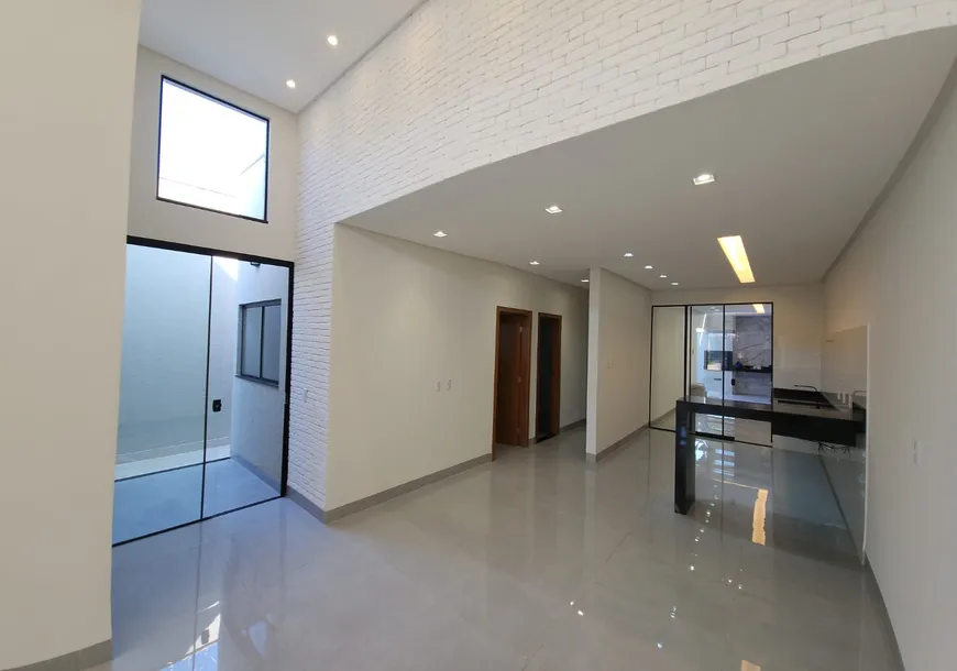 Foto 1 de Casa com 3 Quartos à venda, 115m² em Setor Faiçalville, Goiânia