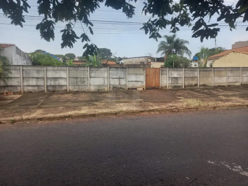 Foto 1 de Lote/Terreno à venda, 720m² em Jaraguá, Uberlândia