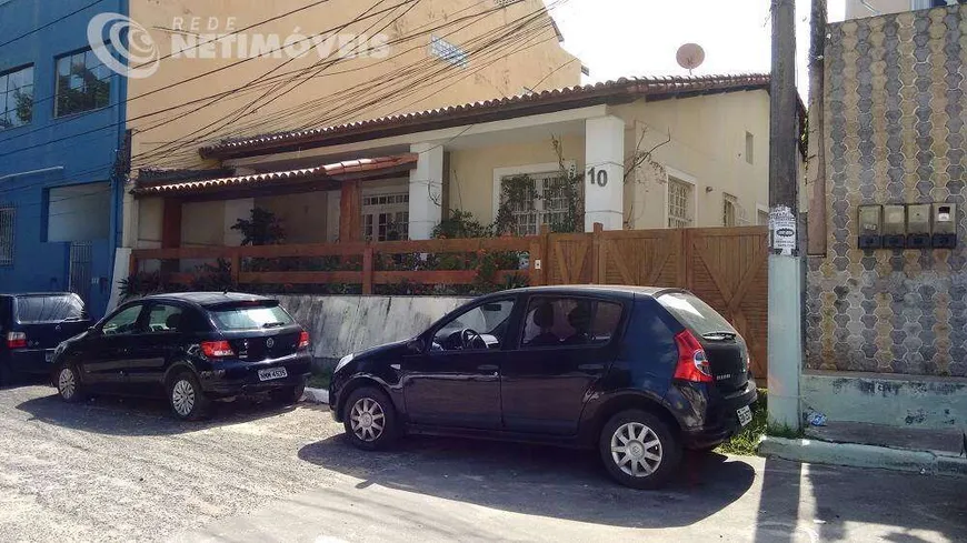 Foto 1 de Casa com 3 Quartos à venda, 210m² em Itapuã, Salvador