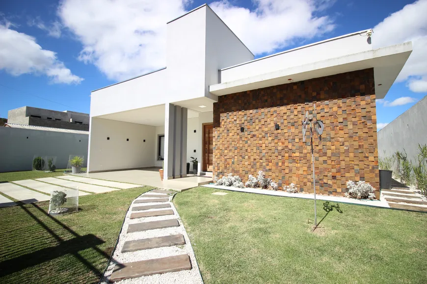 Foto 1 de Casa com 4 Quartos à venda, 172m² em Butiatuvinha, Curitiba