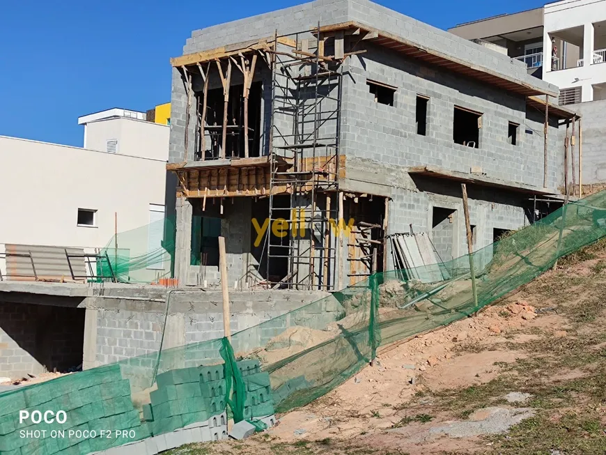 Foto 1 de Casa de Condomínio com 3 Quartos à venda, 200m² em Parque Residencial Itapeti, Mogi das Cruzes