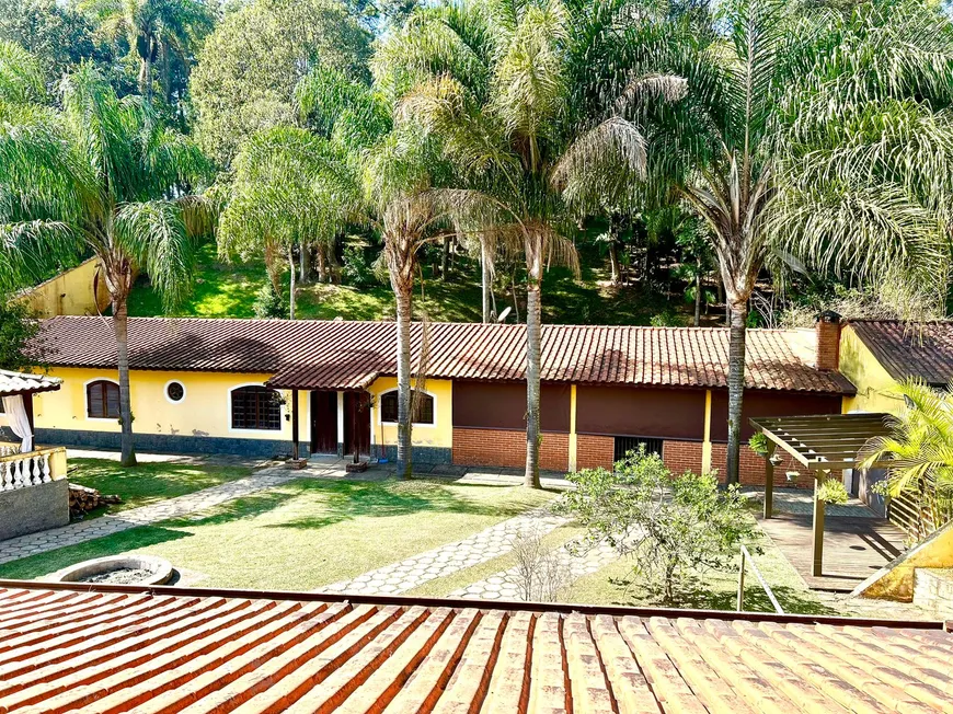 Foto 1 de Fazenda/Sítio com 5 Quartos à venda, 2691m² em Refúgio da Serra, Itapecerica da Serra