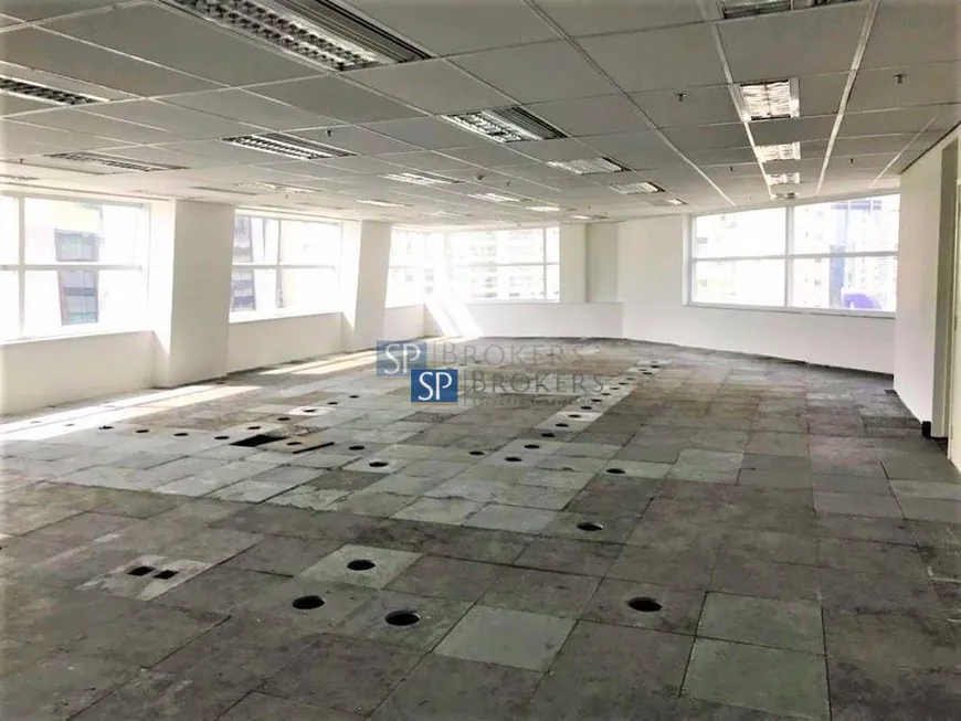 Foto 1 de Sala Comercial para alugar, 230m² em Vila Olímpia, São Paulo