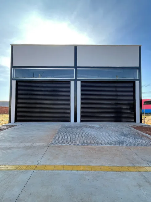 Foto 1 de Galpão/Depósito/Armazém à venda, 234m² em Moinho dos Ventos, Goiânia