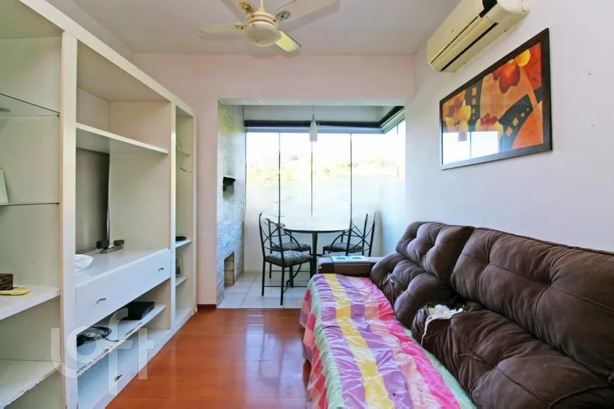 Foto 1 de Apartamento com 2 Quartos à venda, 61m² em Nonoai, Porto Alegre