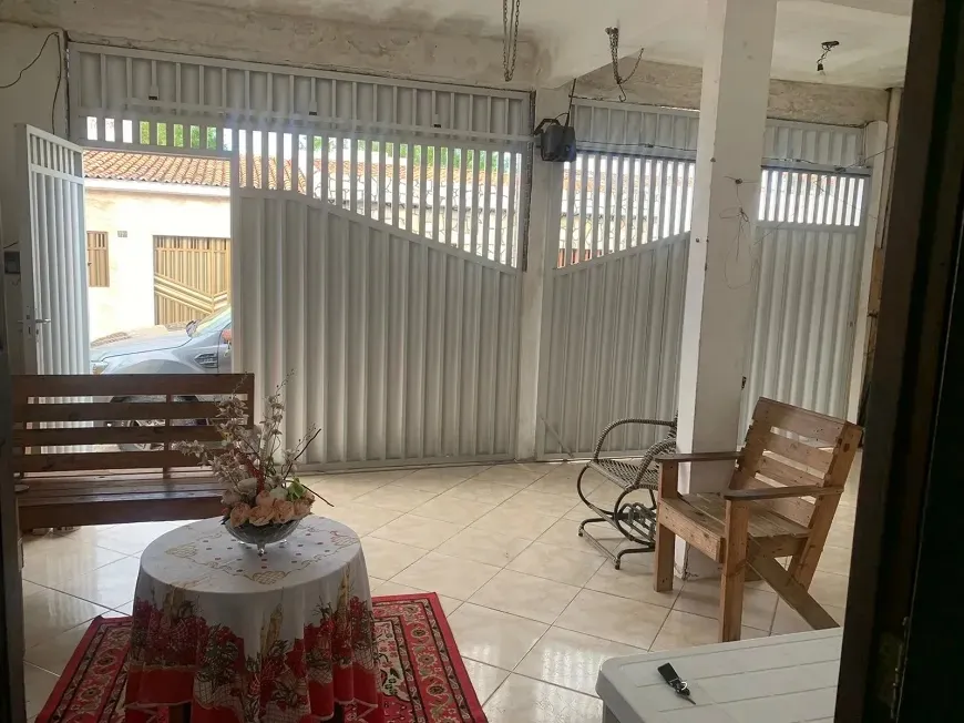 Foto 1 de Casa com 2 Quartos à venda, 135m² em Amaralina, Salvador