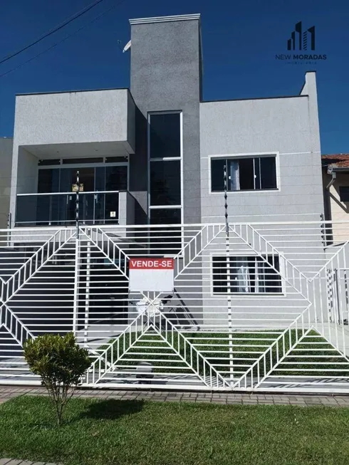 Foto 1 de Sobrado com 3 Quartos à venda, 126m² em Campo Comprido, Curitiba