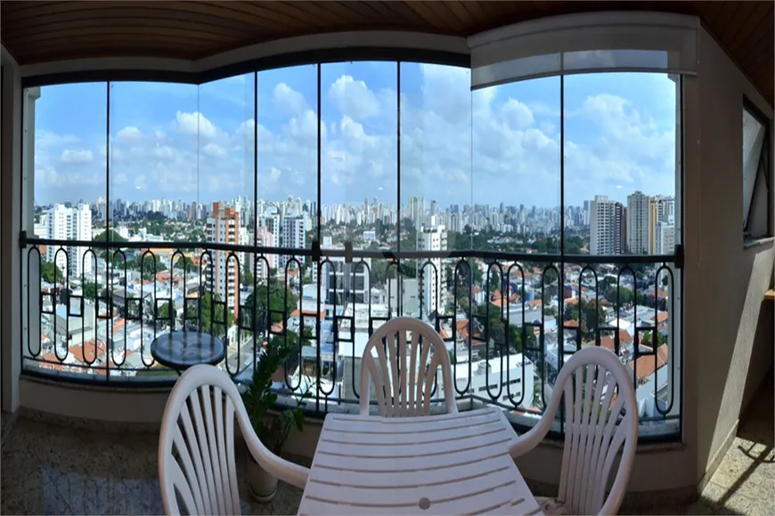 Foto 1 de Apartamento com 4 Quartos à venda, 201m² em Moema, São Paulo