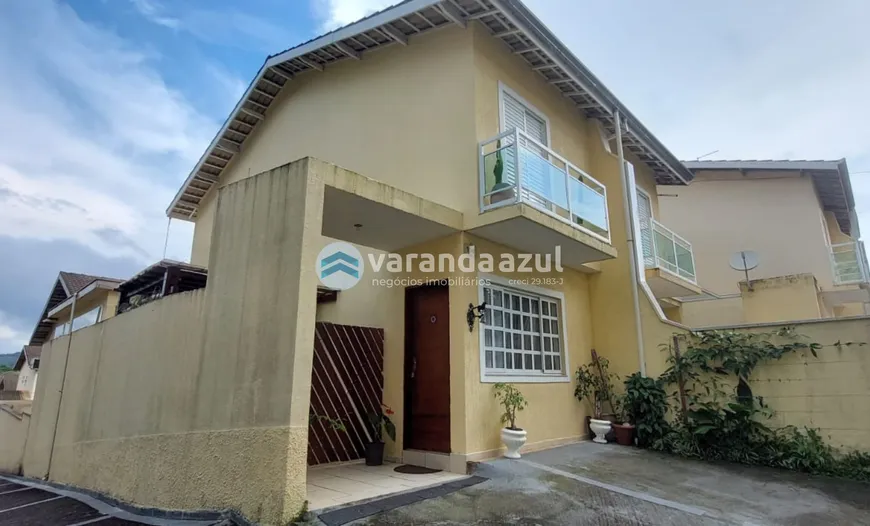 Foto 1 de Sobrado com 2 Quartos à venda, 76m² em Vila Caputera, Mogi das Cruzes