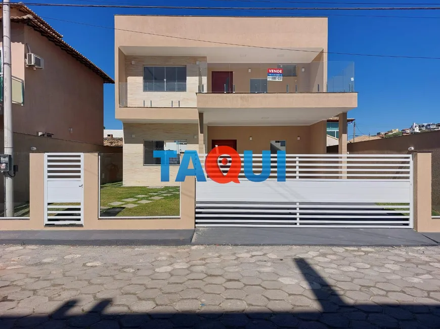 Foto 1 de Casa de Condomínio com 4 Quartos à venda, 223m² em Peró, Cabo Frio
