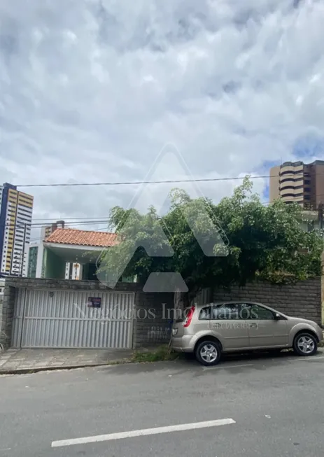 Foto 1 de Casa com 4 Quartos à venda, 360m² em Jardim Tavares, Campina Grande