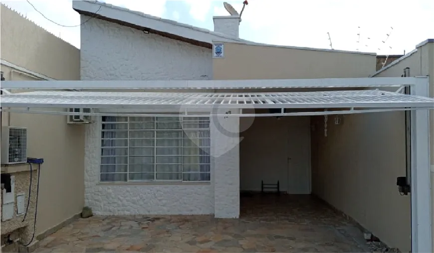 Foto 1 de Casa com 3 Quartos à venda, 147m² em Vila Mogilar, Mogi das Cruzes