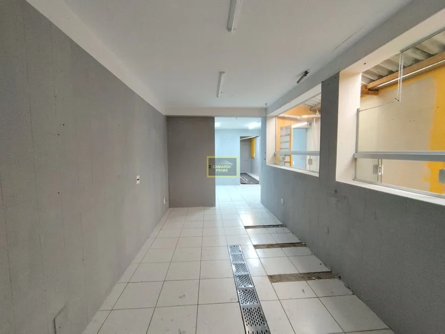 Foto 1 de Galpão/Depósito/Armazém à venda, 150m² em Pinheiros, São Paulo