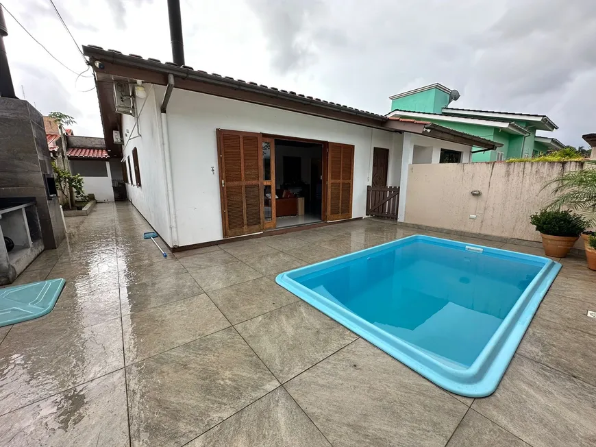 Foto 1 de Casa com 3 Quartos à venda, 170m² em Santa Barbara, Criciúma