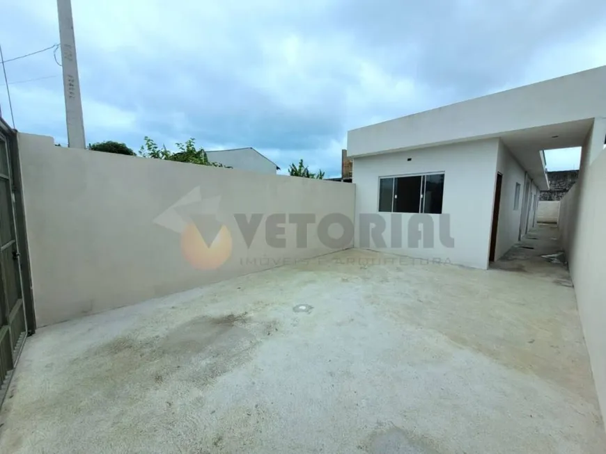 Foto 1 de Casa com 3 Quartos à venda, 84m² em GOLFINHO, Caraguatatuba