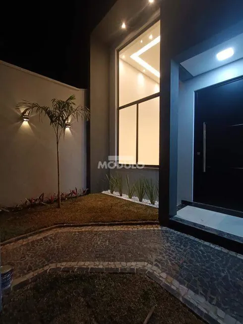 Foto 1 de Casa com 3 Quartos à venda, 170m² em Bosque dos Buritis, Uberlândia