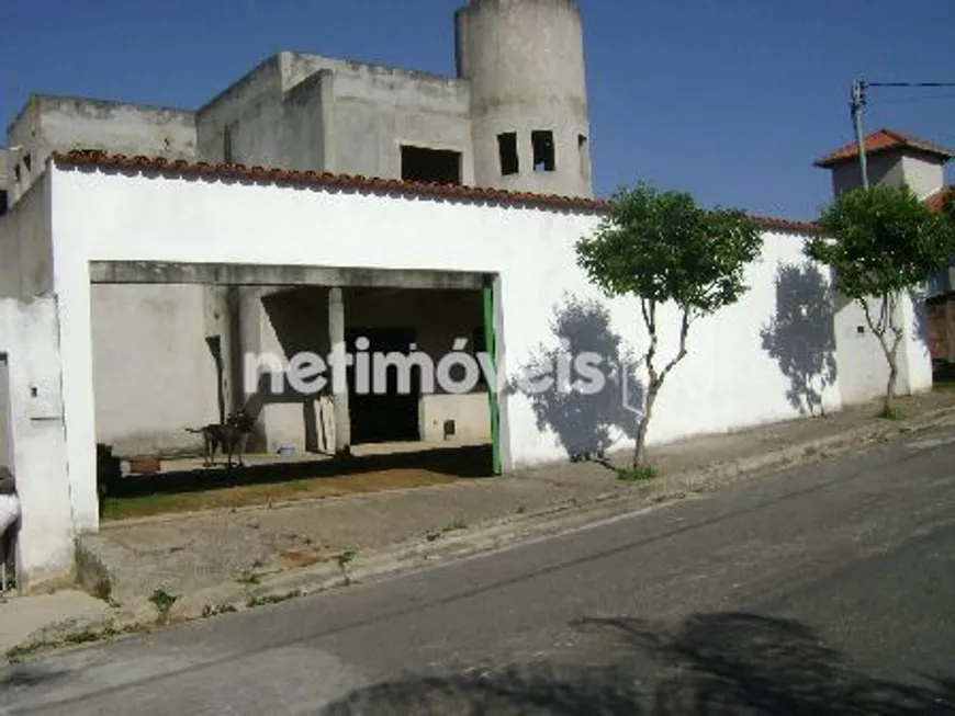 Foto 1 de Casa com 6 Quartos à venda, 414m² em Parque Recreio, Contagem