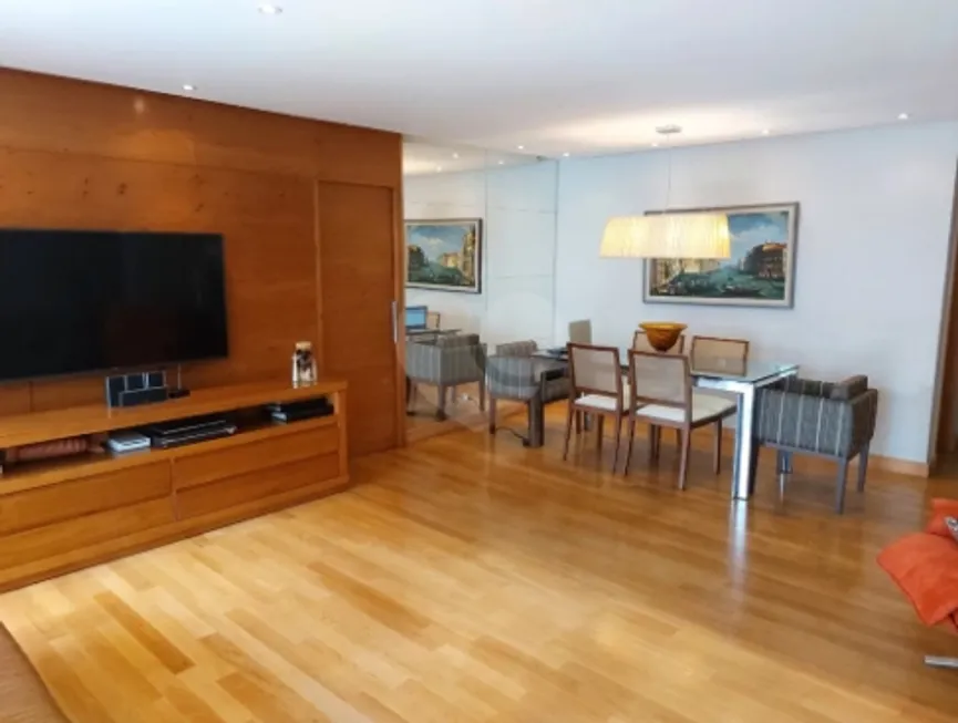Foto 1 de Apartamento com 3 Quartos à venda, 130m² em Perdizes, São Paulo