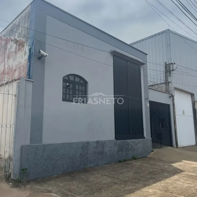 Foto 1 de Casa com 8 Quartos à venda, 204m² em Vila Rezende, Piracicaba