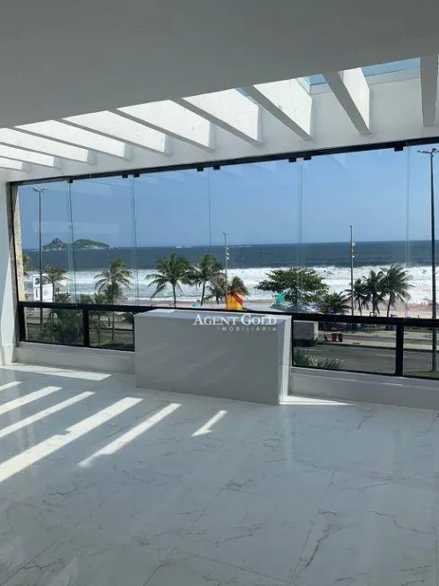 Foto 1 de Cobertura com 3 Quartos à venda, 385m² em Barra da Tijuca, Rio de Janeiro