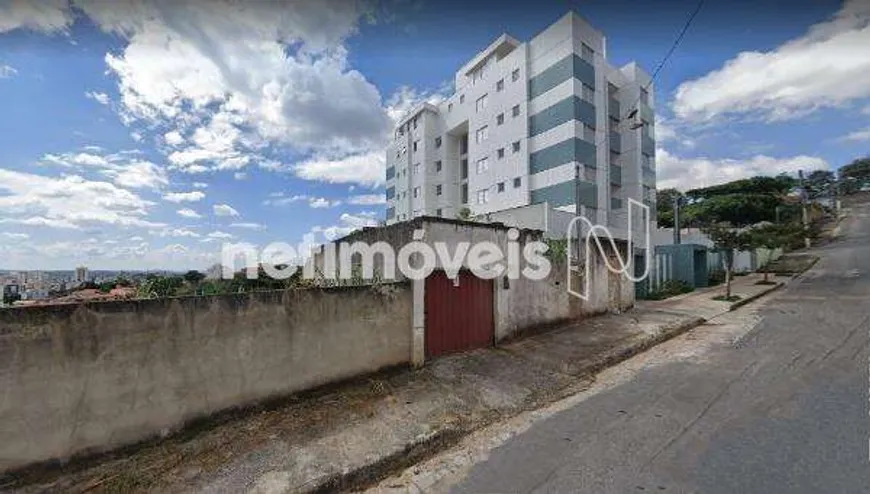 Foto 1 de Lote/Terreno à venda, 360m² em Ouro Preto, Belo Horizonte