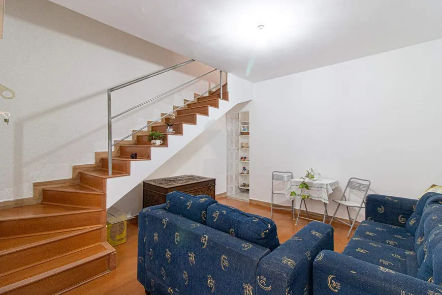 Foto 1 de Casa com 2 Quartos à venda, 81m² em Alvorada, Contagem