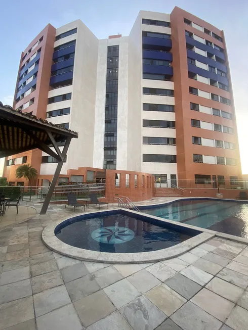 Foto 1 de Apartamento com 4 Quartos à venda, 230m² em Capim Macio, Natal