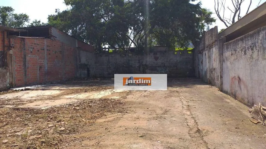 Foto 1 de Lote/Terreno para alugar, 288m² em Jardim Bom Pastor, Santo André