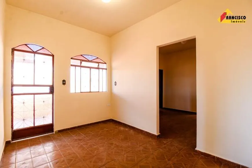 Foto 1 de Casa com 6 Quartos à venda, 180m² em Ermida, Divinópolis