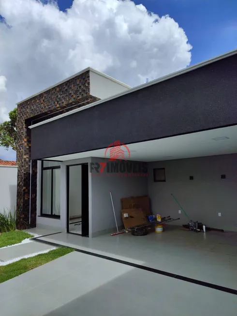 Foto 1 de Casa com 3 Quartos à venda, 139m² em Residencial Maria Lourenca, Goiânia