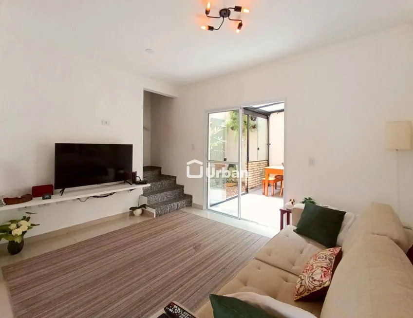 Foto 1 de Casa de Condomínio com 2 Quartos à venda, 73m² em Jardim Pioneira, Cotia