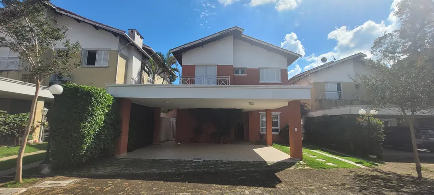 Foto 1 de Casa de Condomínio com 4 Quartos à venda, 268m² em Granja Viana, Cotia