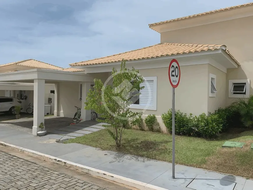 Foto 1 de Casa de Condomínio com 3 Quartos à venda, 242m² em Jardim Mossoró, Cuiabá