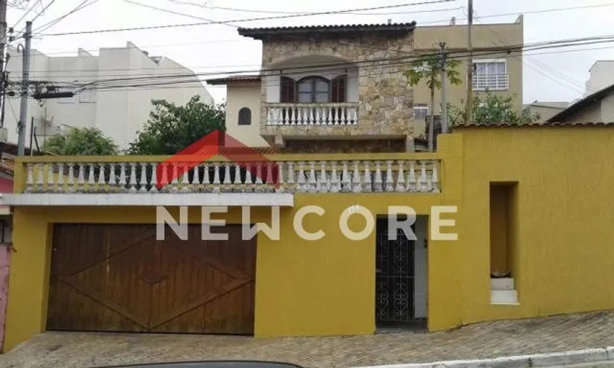 Foto 1 de Sobrado com 3 Quartos à venda, 252m² em Vila Lucinda, Santo André