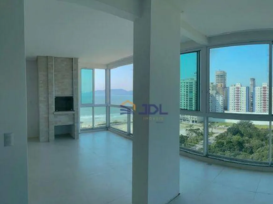 Foto 1 de Apartamento com 4 Quartos à venda, 193m² em Meia Praia, Itapema