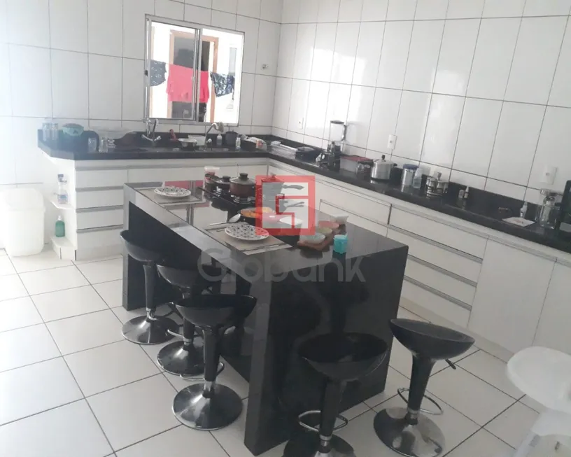 Foto 1 de Casa com 4 Quartos à venda, 171m² em Prolongamento Todos Os Santos, Montes Claros