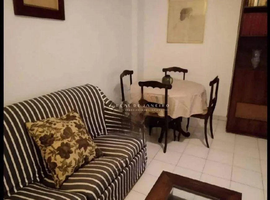 Foto 1 de Apartamento com 2 Quartos à venda, 80m² em Copacabana, Rio de Janeiro