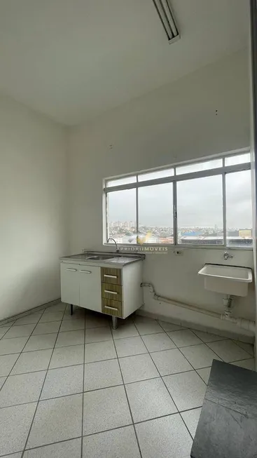 Foto 1 de Kitnet com 2 Quartos para alugar, 45m² em Vila Luzita, Santo André