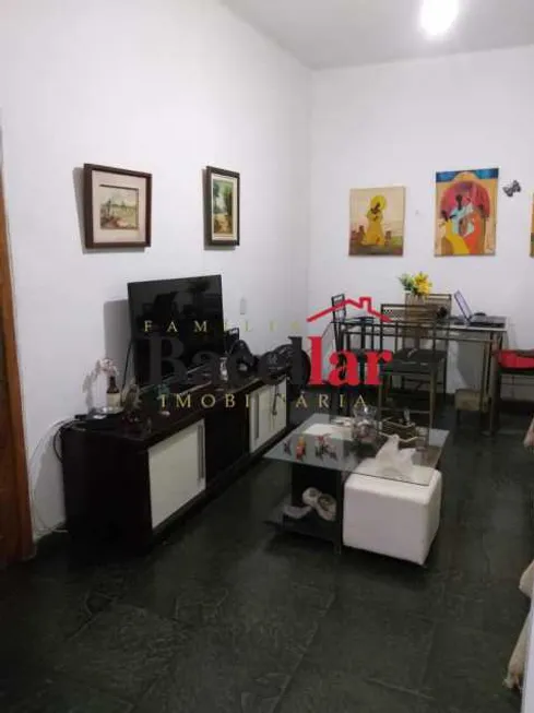 Foto 1 de Apartamento com 2 Quartos à venda, 47m² em Tanque, Rio de Janeiro