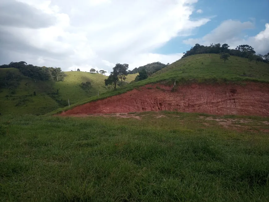 Foto 1 de Fazenda/Sítio à venda, 260000m² em Zona Rural, Delfim Moreira
