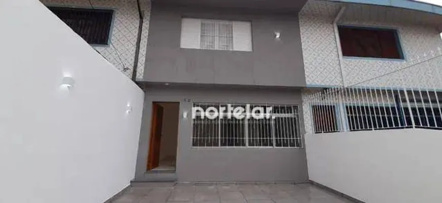 Foto 1 de Sobrado com 2 Quartos à venda, 111m² em Vila Mazzei, São Paulo