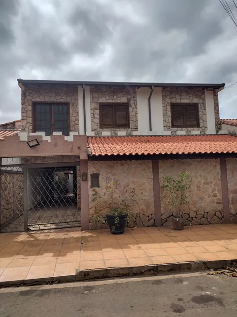 Foto 1 de Casa com 5 Quartos à venda, 298m² em Jardim Casa Nova, Capela do Alto