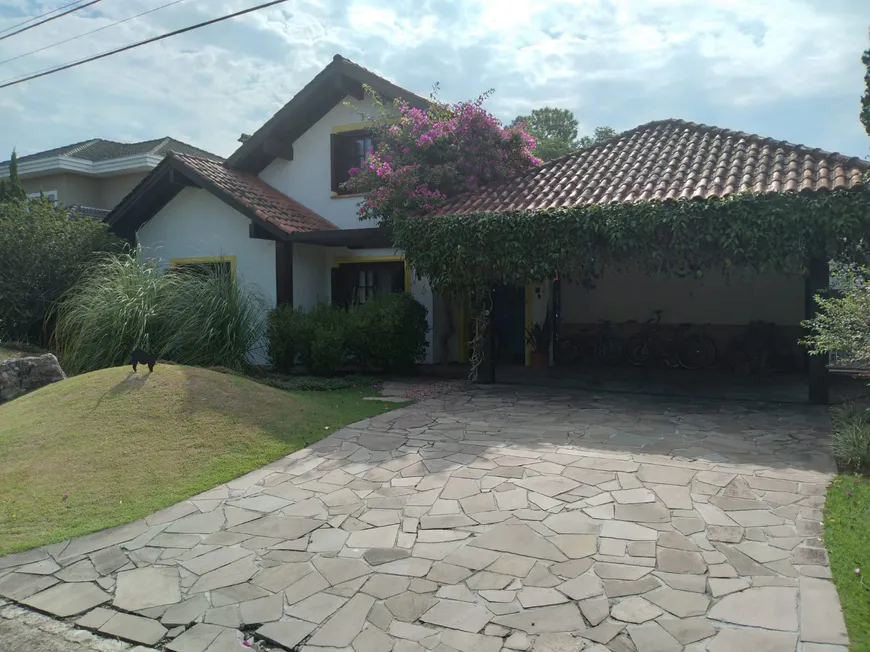 Foto 1 de Casa de Condomínio com 4 Quartos à venda, 230m² em Chapéu do Sol, Porto Alegre