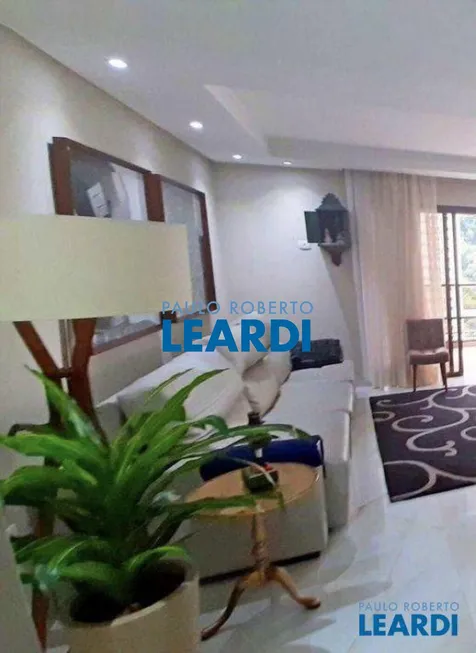 Foto 1 de Apartamento com 3 Quartos à venda, 130m² em Barra Funda, Guarujá