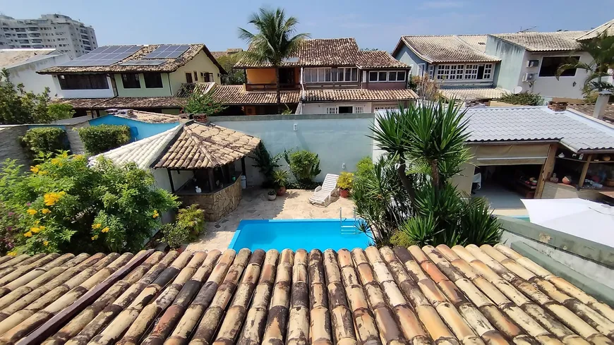 Foto 1 de Casa com 5 Quartos à venda, 299m² em Recreio Dos Bandeirantes, Rio de Janeiro