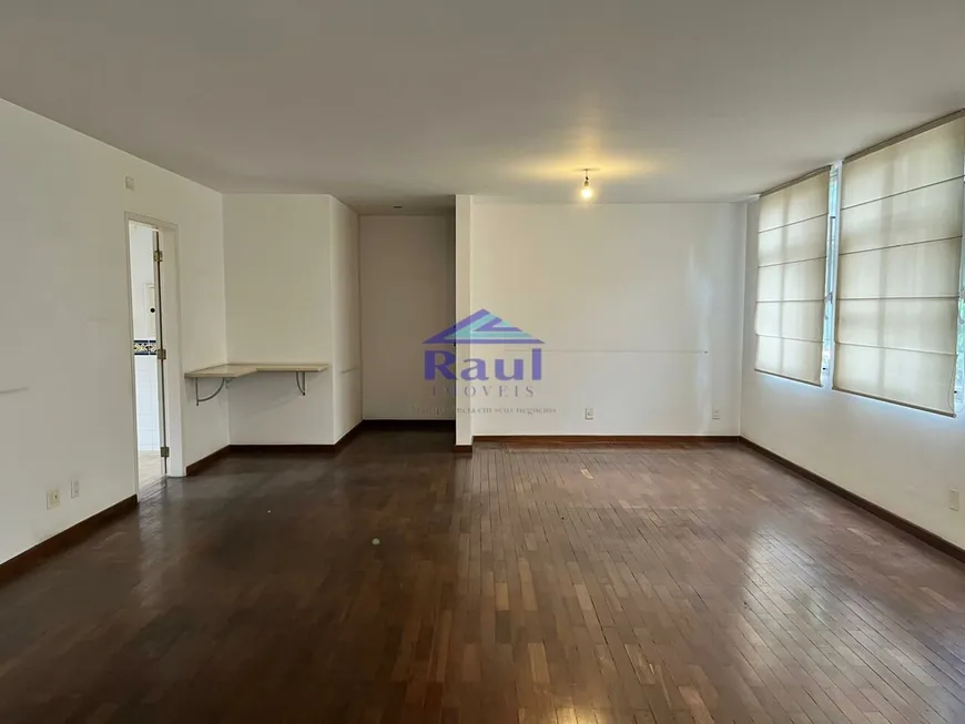 Foto 1 de Apartamento com 3 Quartos para alugar, 140m² em Jardim Paulista, São Paulo